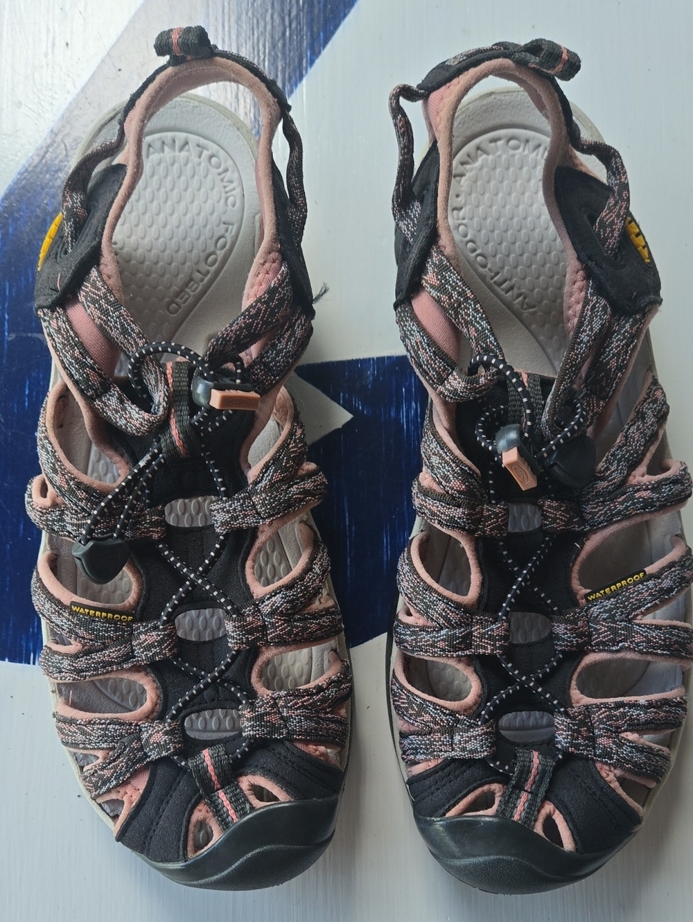 Keen "Whisper" Waterproof Hiking Sandal Size Women's US 10.5 Raven/Rose Dawn - Picture 3 of 10